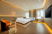 YiNing TaoGu Holiday Hotel Hotels in Qapqal