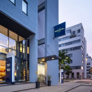 Novotel Suites Wien City Donau Отели рядом с достопримечательностью «20. Бригиттенау»