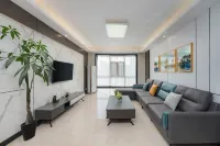 LANOU Hotel (Yucheng Debai Plaza) - parking