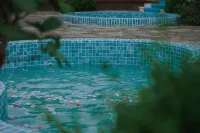 โรงแรมบ่อน้ำพุร้อน - โรแมนติก
