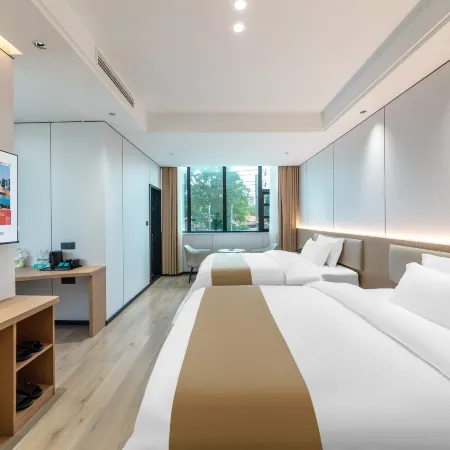 Zhuoyue Hotel (Wanzai Finance Bureau Branch)