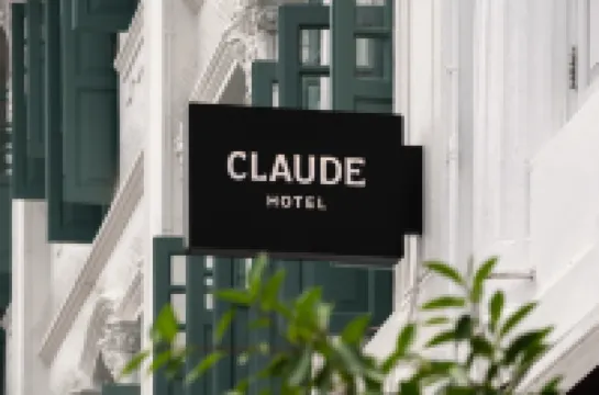 Claude Hotel - Newly renovated Hotels near Hong Lim Park