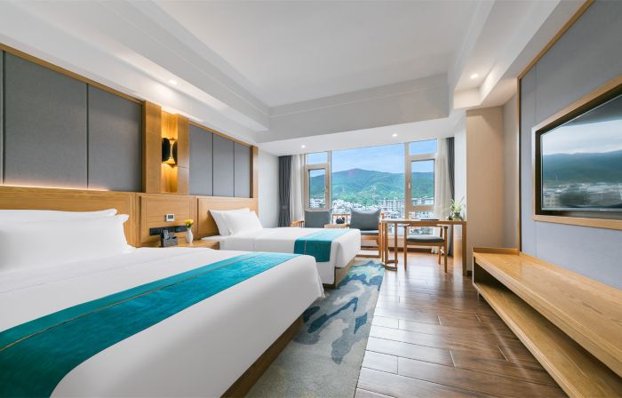 Homeinn · Fairyland Shangpin Hotel (Yuxi Xinping Minzu Square)