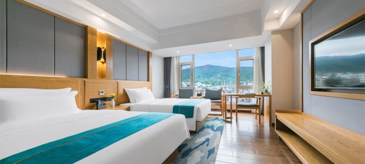 Homeinn · Fairyland Shangpin Hotel (Yuxi Xinping Minzu Square) Hotels in Xinping