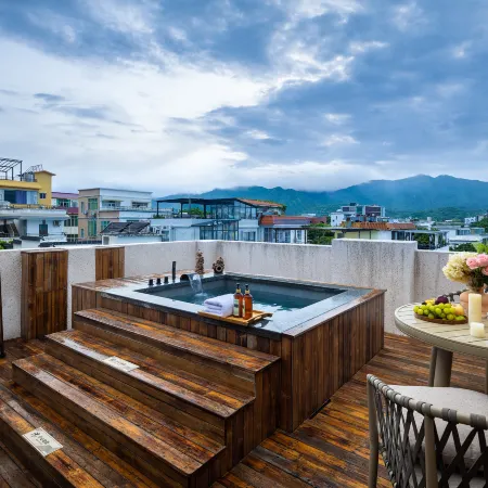 Jiaochangwei Yipin Hanshe Homestay