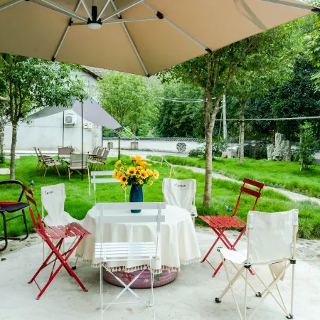 Yuzhong Xianyayuan Homestay Отели рядом с достопримечательностью «Shanhuling»