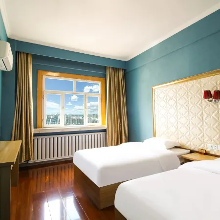 Pod Choice Hotel (Korla Railway Station Exit)