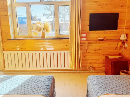 Jiayuan Inn, Arctic Village