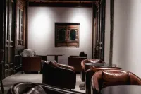 Puyuan Fashion Resort-Themed B&B - bar