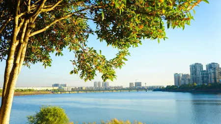 Junyi Hotel Отели рядом с достопримечательностью «Ming and Qing Ancient Buildings»