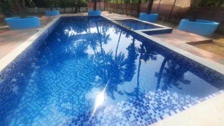 Little Yellow House • Insta: @little.yellow.house1943