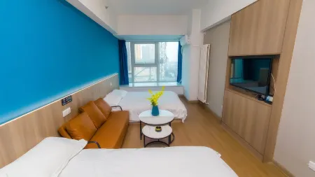 YuXi CityWalk Hotel(Taishan Railway Station Store) Отели рядом с достопримечательностью «Azure Cloud Temple»