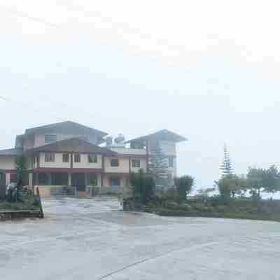 RedDoorz @ Sagada Sunrise View Homestay Hotel Exterior