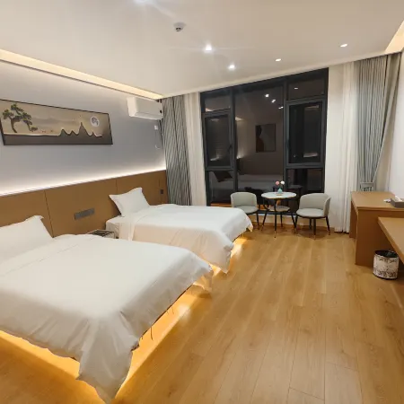 Yinhe Boutique Stay (Lushan Donglin Dafu Southeast Gate)