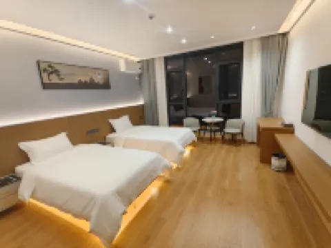 Yinhe Boutique Stay (Lushan Donglin Dafu Southeast Gate)