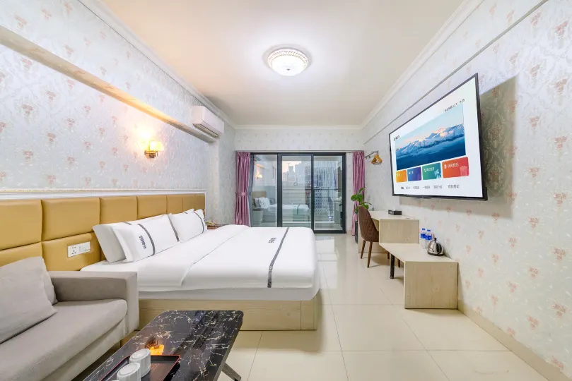 Gunai Hotel