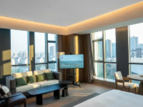 Mengcheng Empark Grand Hotel (Kunpeng Square Fangyuanhui) Hotels in Mengcheng