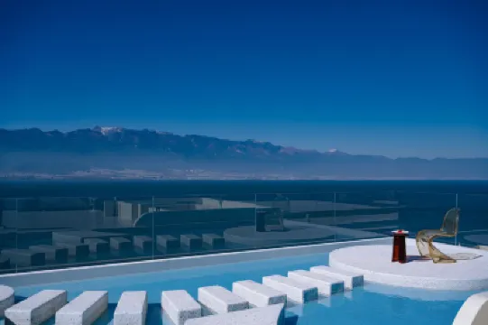 180°Erhai-芷步丨潮音山韻丨海景觀光度假酒店(洱海店) 鄰近滇西應用技術大學的酒店