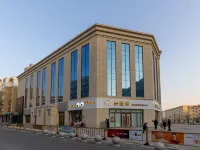 葉與晨電競電影飯店(新華街尚峰廣場店) 張家口堡景區附近的飯店