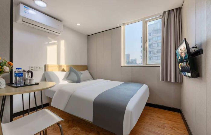 Yifang Hotel (Guangzhou Shangxiajiu Pedestrian Street Yong Qing Fang
