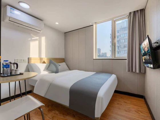 Yifang Hotel (Guangzhou Shangxiajiu Pedestrian Street Yong Qing Fang