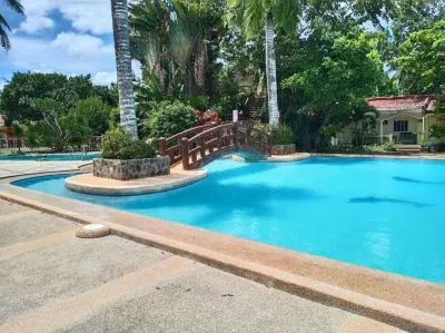 RedDoorz Plus @ Costa Roca Balamban Hotels in Balamban