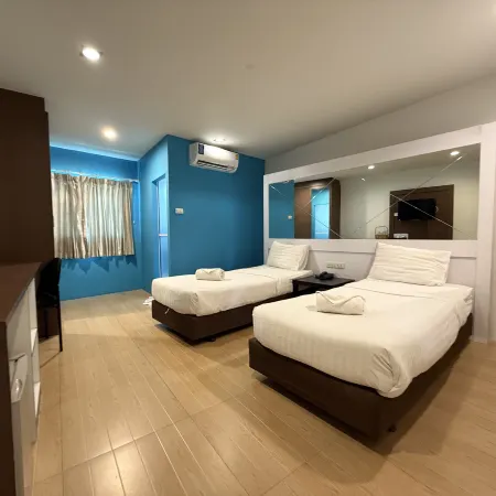Bed by Cruise Hotel at Samakkhi-Tivanont Hotels in Nonthaburi