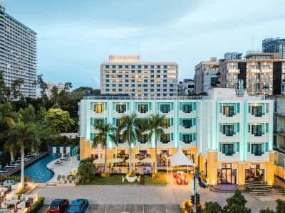 Wave Hotel Pattaya