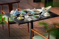 Jinshuo Holiday Hotel