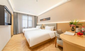 Berlin Hotel (Xinzhou Ancient City North Gate Branch)