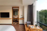 Xin'an Hotel · Designer Hotel | Huizhou Aesthetic Space (Huizhou Ancient City Branch) - balcone