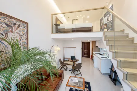 Houmeng Lullaby Yunsu (Sijiaying Subway Station Branch) Отели рядом с достопримечательностью «Yunnan Vocational College of Mechanical and Electrical Technology»