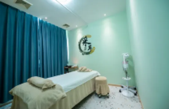 金牛ホテル（海口竜湖天街省公安庁）