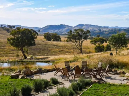 Glenayr Farm Hotels in Windeyer