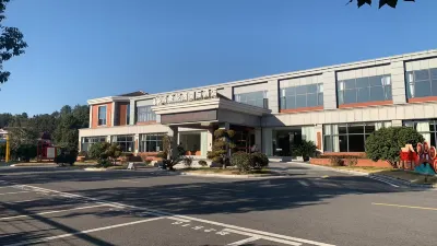 Siji Garden International Hotel, Zixi County Hotels near Dajue Mountain