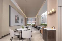 美豪麗致飯店（青島五四廣場萬象城店）