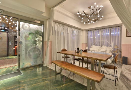 2월호텔 김해점