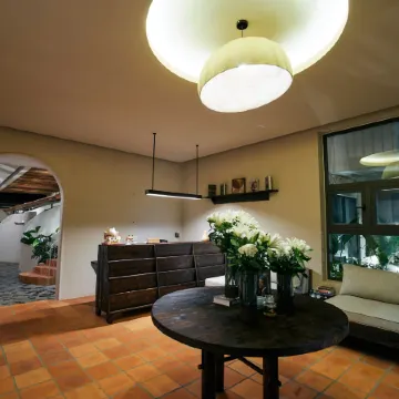 Moonlight Homestay & Garden