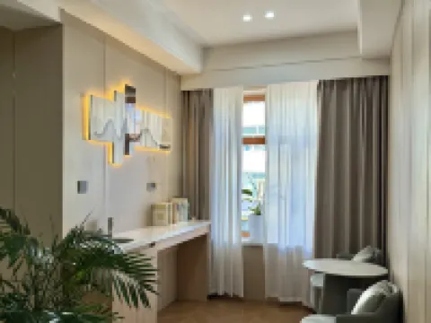 Heihe Yuelai Hotel (Central Street) Hotels in Heihe