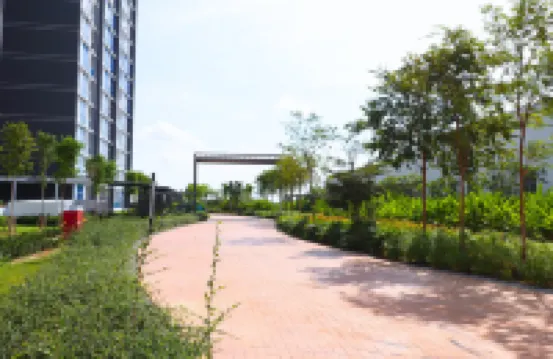 Muji Home Design with Balcony and Nice Swimming Pool View at Cyberjaya by Cloud Host