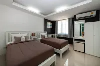 Baanpoon Apartment Отели в г. Ко Самуи