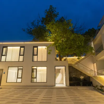 XIANG ZHANG YUAN B&B Hotels near Moon Field Scenic Area
