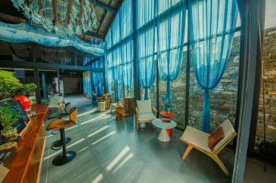 Lanwu X-Space Guesthouse (Huangshan Xixinan Ancient Village Branch) Hotel a North High Speed Railway Station