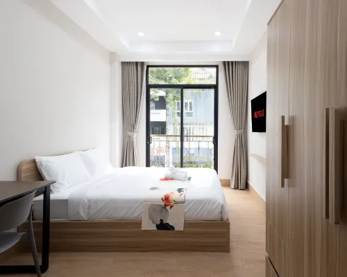 Siris Mia Residence - Self Check In Hotels near District 7