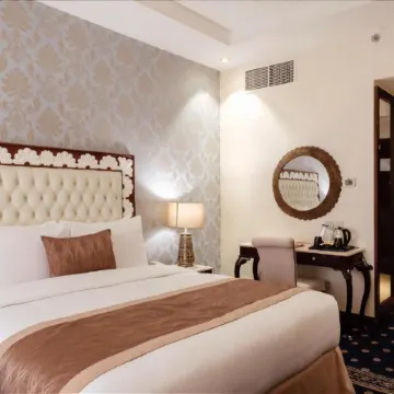 Crystal Plaza Al Majaz Hotel Отели рядом с достопримечательностью «Аль-Кусейс»