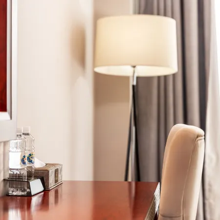 Rezen Hotel