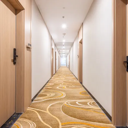 Chenxi Hotel (Lanzhou West Passenger Station Old Street)