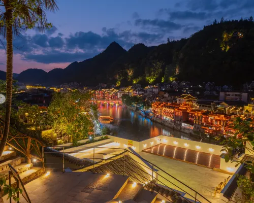 Zhenyuan Jiangshanju · Jiangshang Chunshan Scenic Homestay Hotels in Zhenyuan County