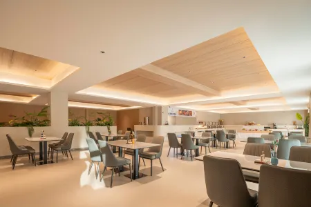 Merlinhod Hotel（Yan'an Baota Mountain Branch） Отели рядом с достопримечательностью «Eighth Route Army General Headquarters Address Wangjiaping»