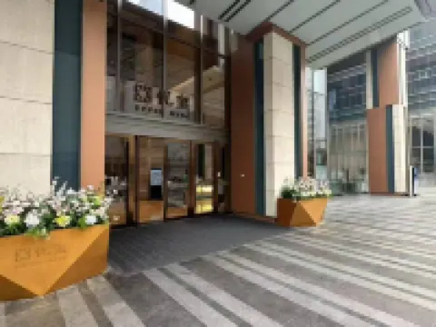 Lv Feng Hotel (Qingdao Wusi Square The Mixc) Hotels in Qingdao